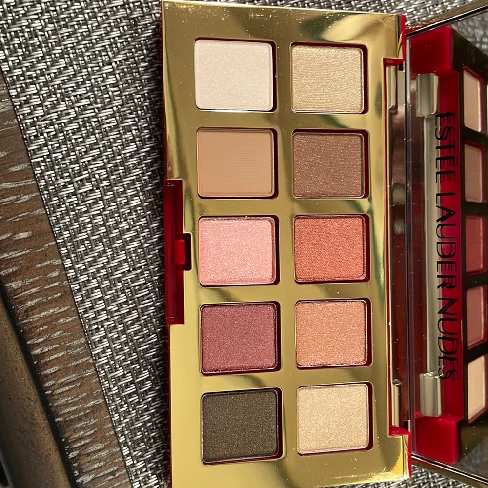 Este Lauder Nudes Eyeshadow